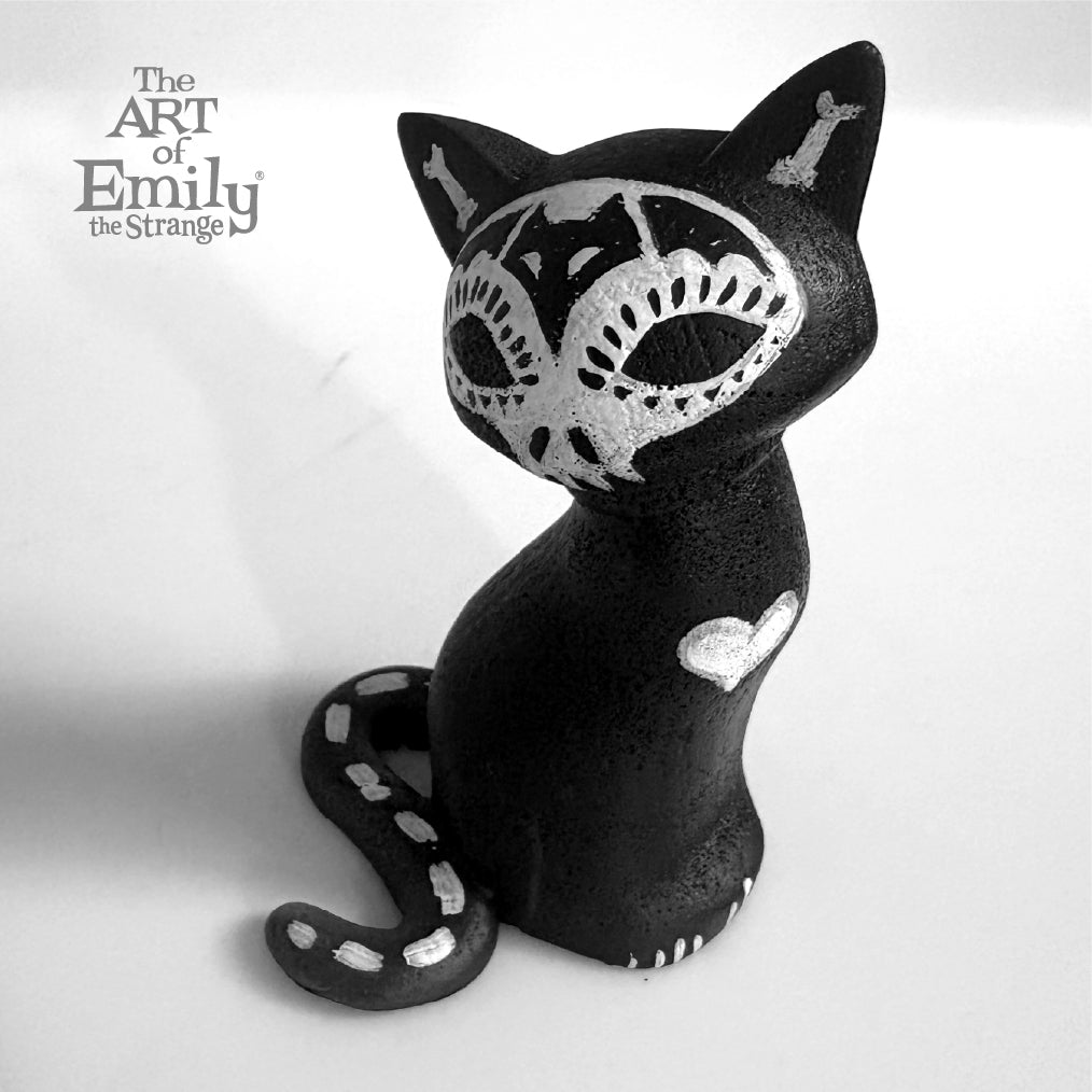 Calavera Kitty Gem 2 Mystery Hand Cast